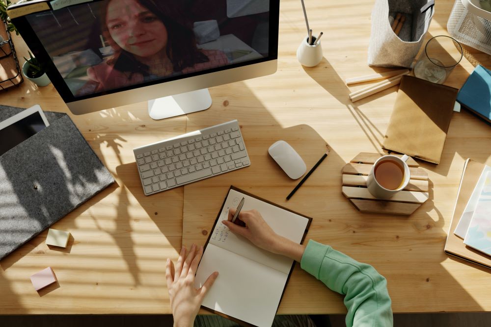 A student taking a virtual class