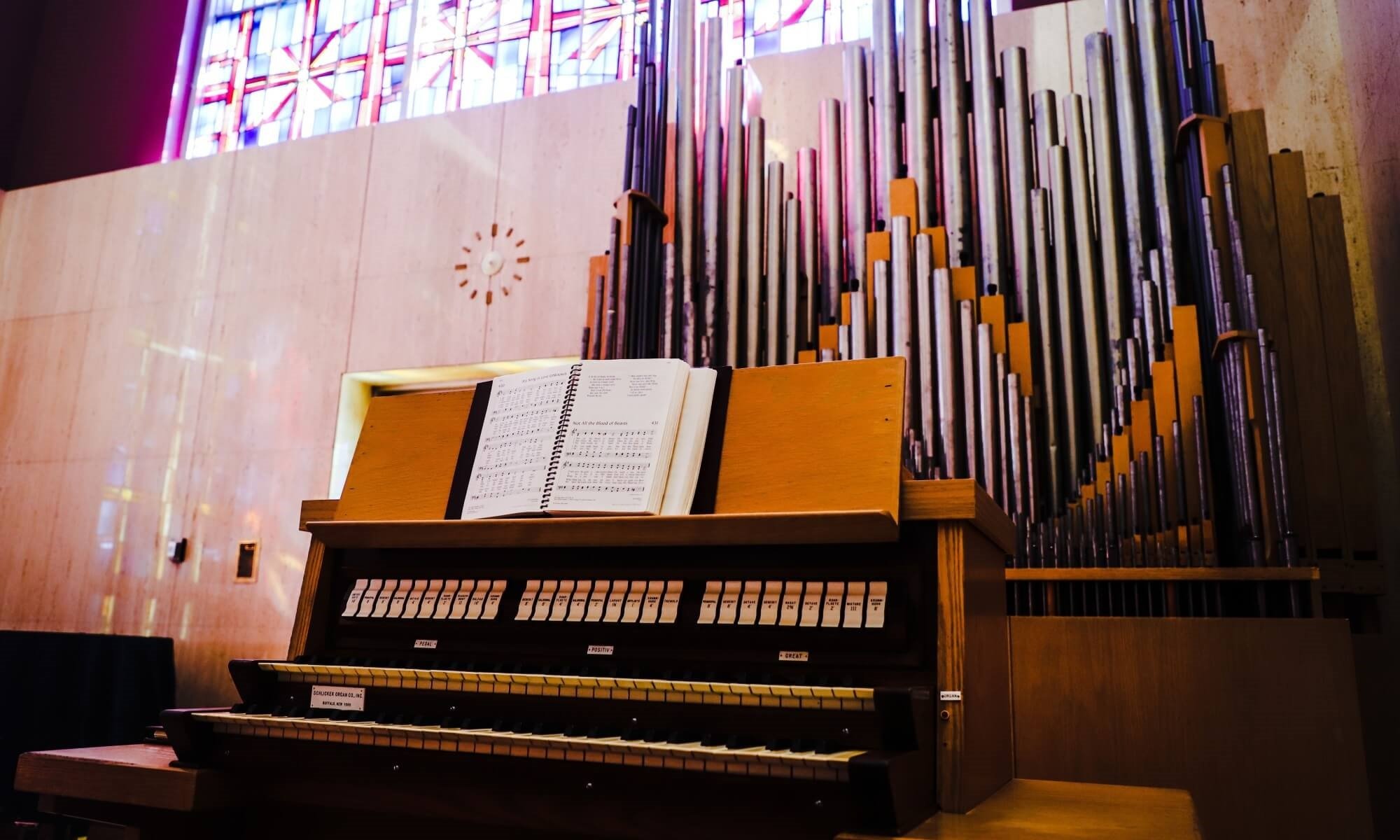 Schlicker Organ